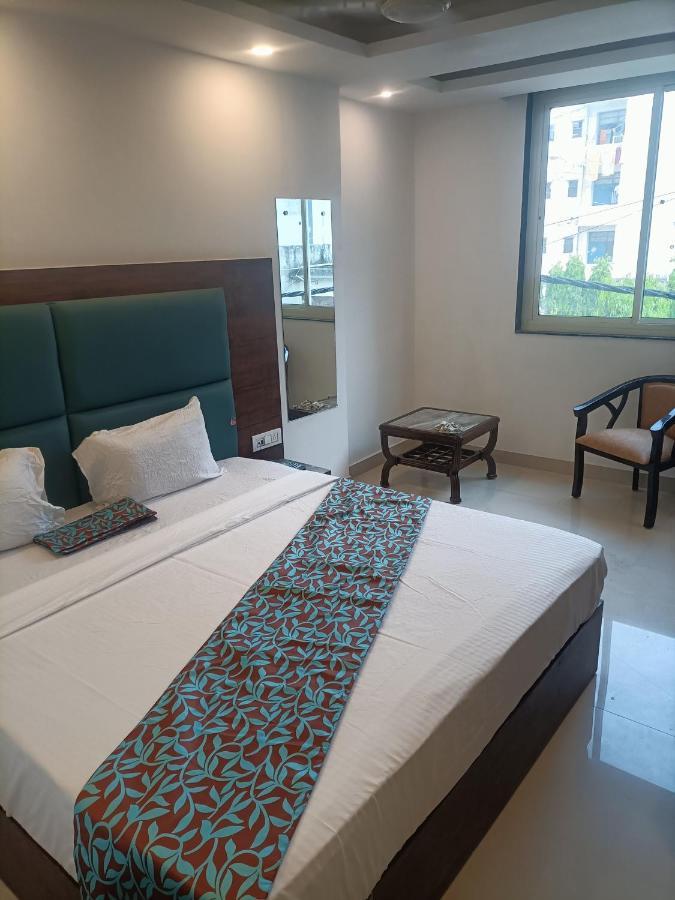 Family Hotel Tark Near Igi Airport Delhi Νέο Δελχί Εξωτερικό φωτογραφία