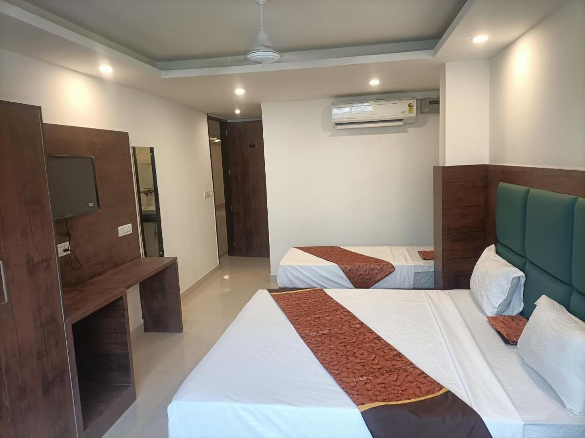 Family Hotel Tark Near Igi Airport Delhi Νέο Δελχί Εξωτερικό φωτογραφία