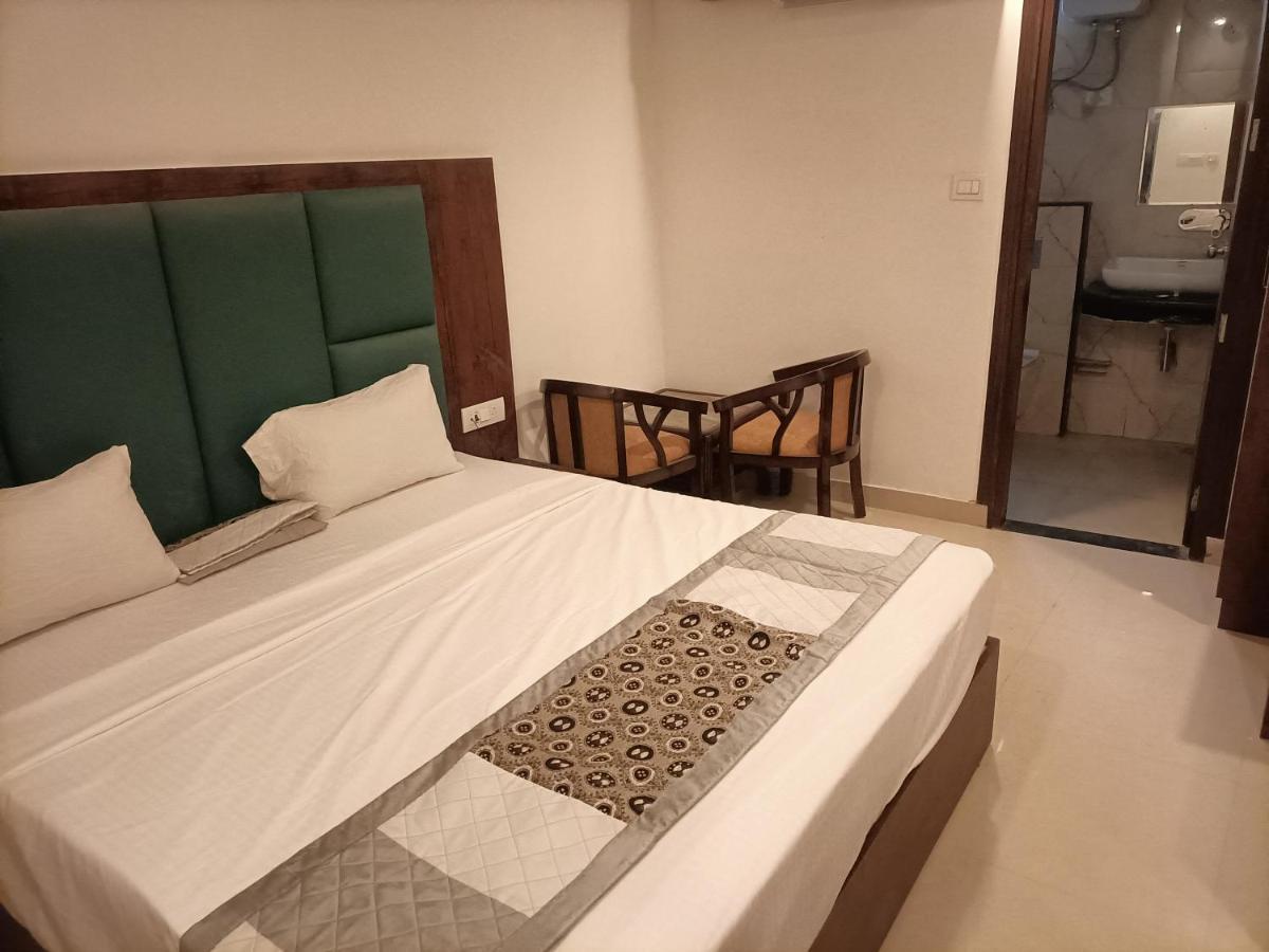 Family Hotel Tark Near Igi Airport Delhi Νέο Δελχί Εξωτερικό φωτογραφία